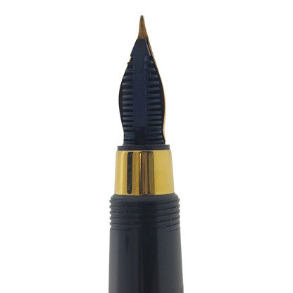 Preowned Aurora Limited Edition Leonardo Da Vinci Fountain Pen close-up of gold nib and black grip section luxury pen detail
