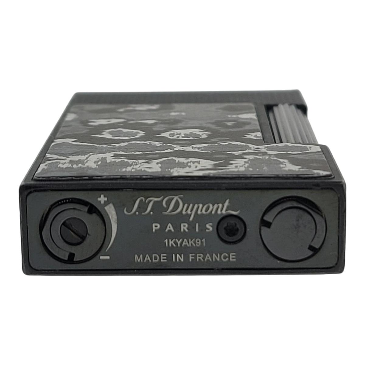 Preowned S.T. Dupont Ligne 2 Perfect Cling Dark Storm Carbon Lighter, C16397DS-D1