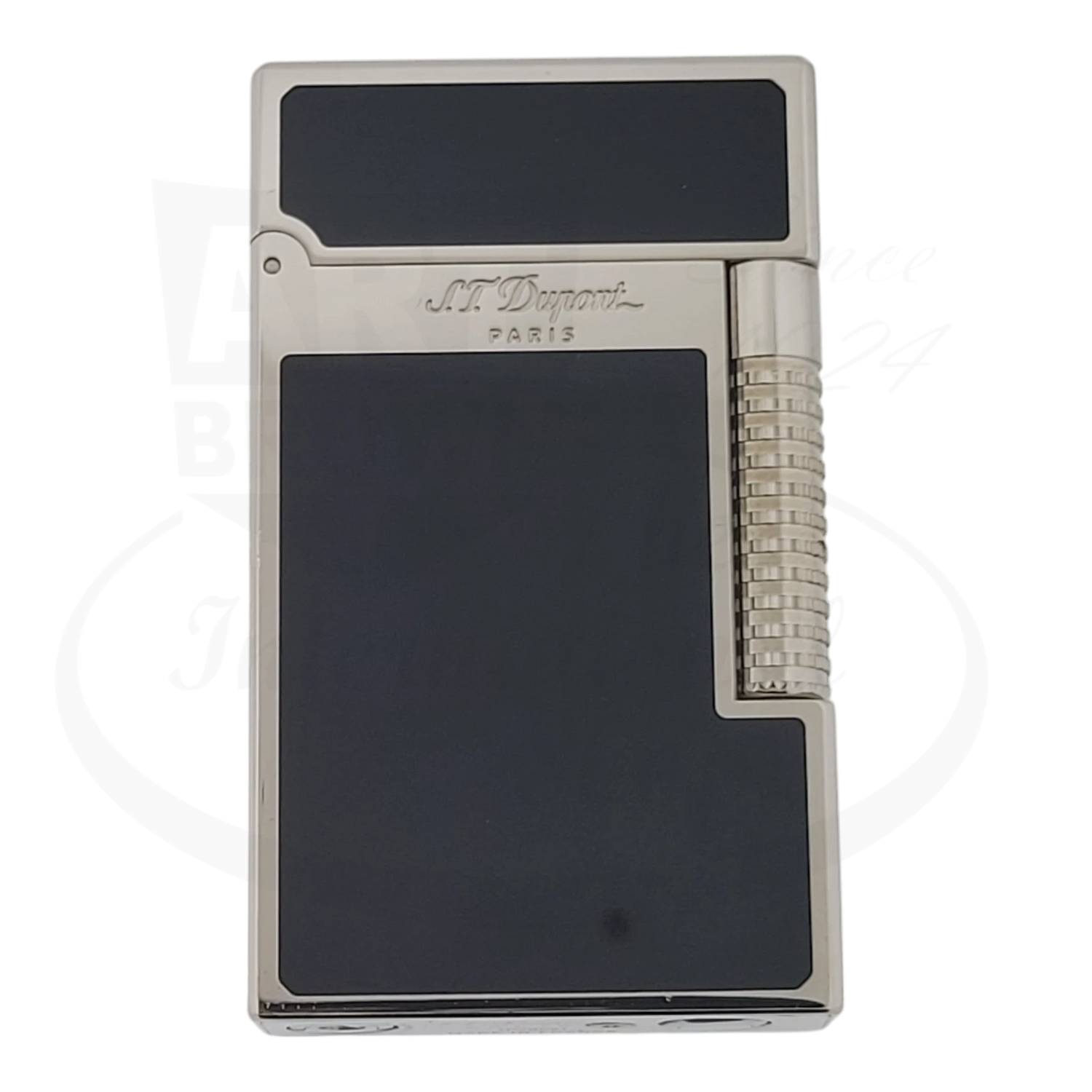 S.T. Dupont Le Grand C23010-D4 black lacquer and palladium lighter featuring dual flame system, textured side ignition, rectangular design
