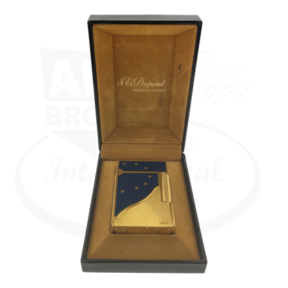S.T. Dupont Ligne 2 Europa 34 gold-plated brass lighter with blue lacquer, gold stars, in suede-lined presentation box