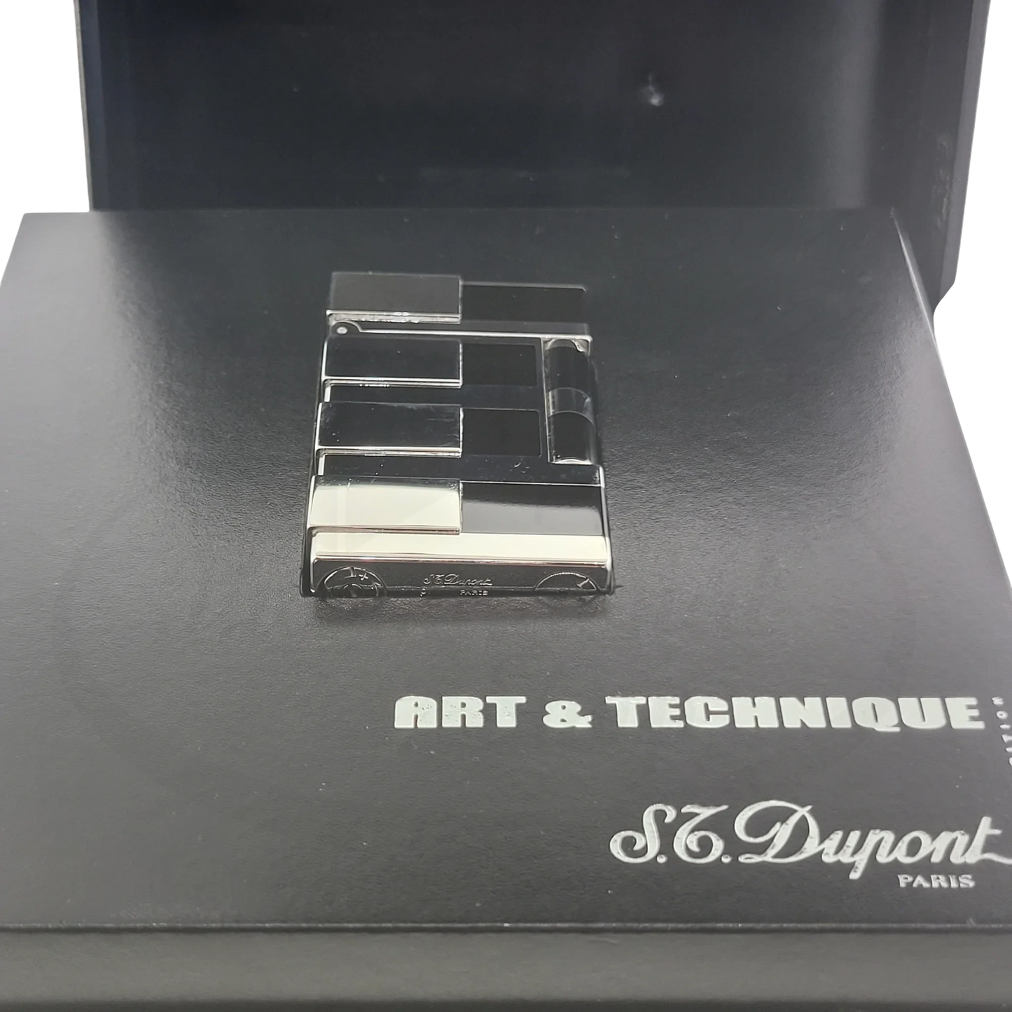 S.T. Dupont Preowned Limited Edition Ligne 2 Arts & Technique Lighter
