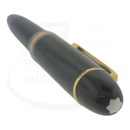 Montblanc Meisterstück 149 MB132113 black resin and gold medium fountain pen with iconic star emblem cap top