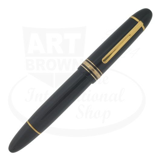 Montblanc Meisterstück 149 MB132113 black resin fountain pen with gold trim and medium 18K gold nib