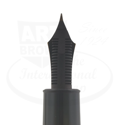 Montblanc Meisterstück 149 MB132113 black resin and gold medium nib fountain pen tip close-up