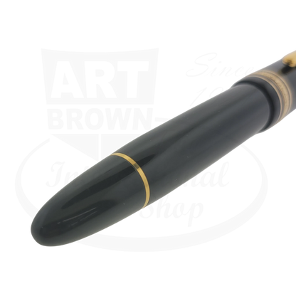 Montblanc Meisterstück 149 MB132113 black resin fountain pen with gold trim close-up of barrel section