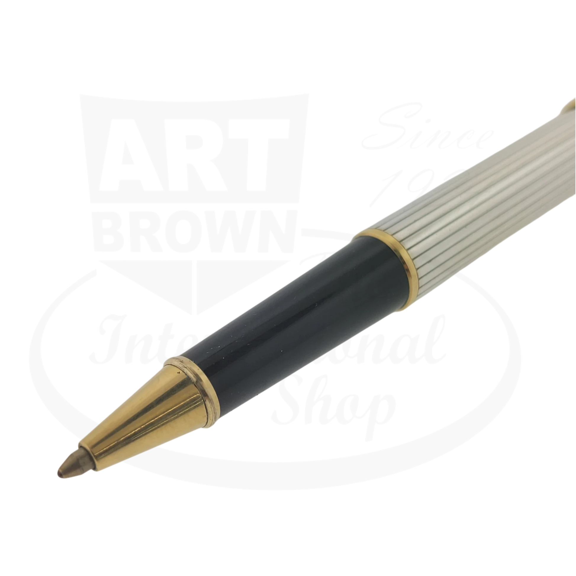 Montblanc Classic 163 rollerball pen sterling silver pinstripe with gold-plated trim and black grip section close-up tip view