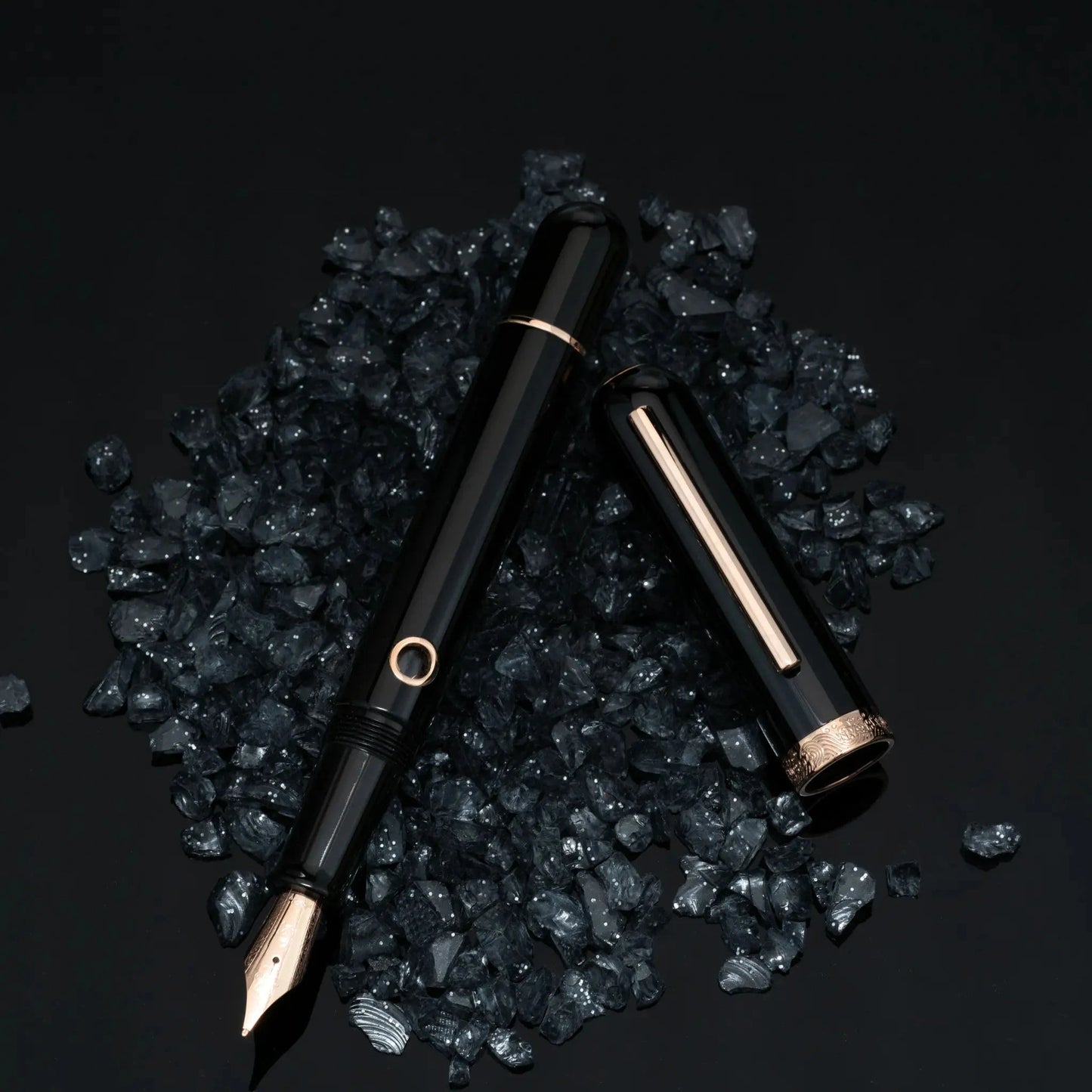 Nahvalur Nautilus Cephalopod Rose Gold Medium Fountain Pen black resin body with rose gold trim and 14k gold nib