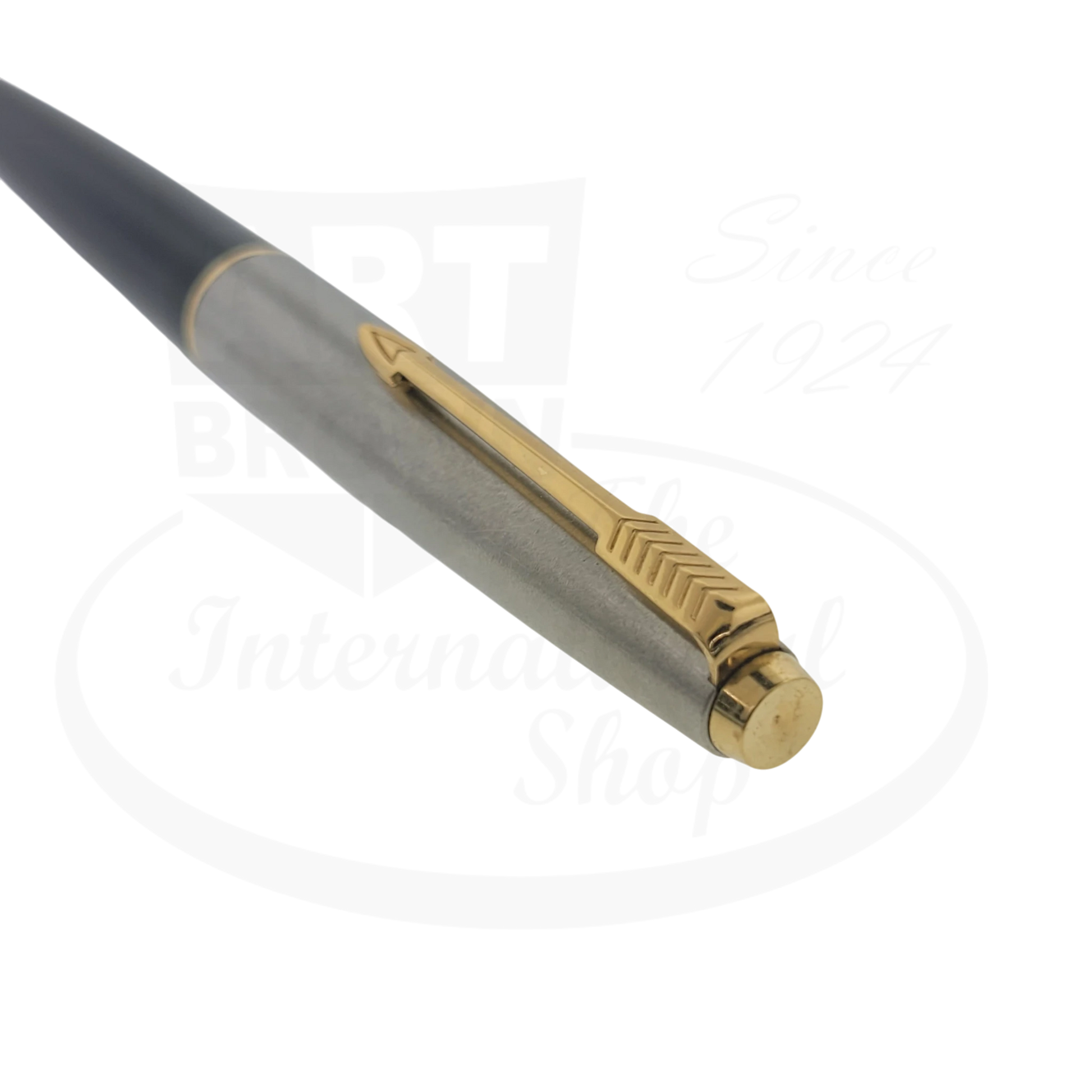 Parker 45 preowned vintage fountain pen grey resin barrel, silver metal cap, gold clip with minor dents