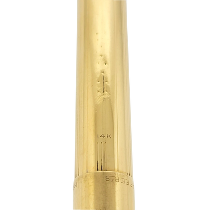 Sheaffer Snorkel fountain pen cap in solid 14K gold with vertical lined pattern and engraved branding near base