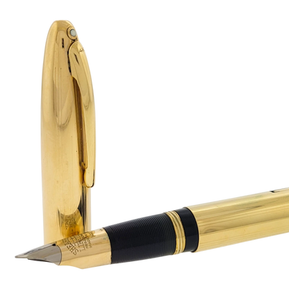 Preowned Sheaffer Masterpiece Solid 14K Gold Vertical Lines Lever Fountain Pen