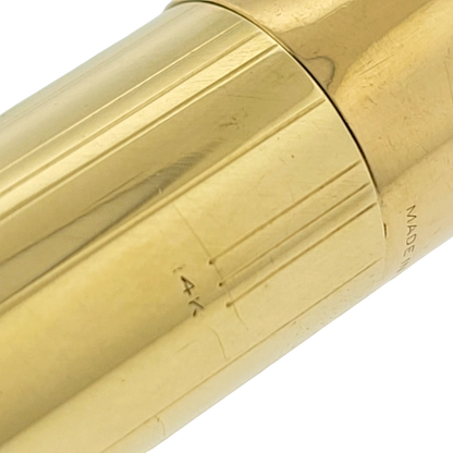 Preowned Sheaffer Masterpiece Solid 14K Gold Vertical Lines Lever Fountain Pen