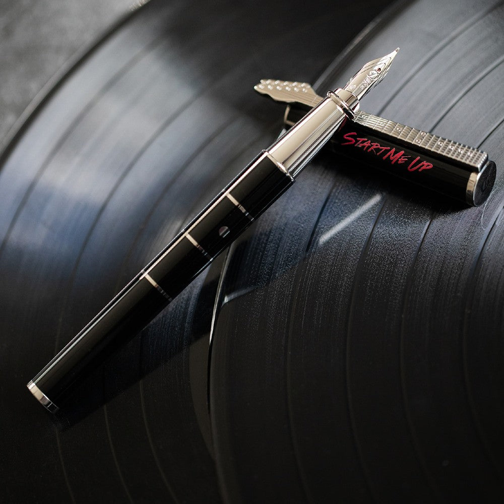 S.T. Dupont Neo-Classique Rolling Stones Fountain Pen, 141032