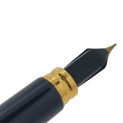 Waterman Le Man Blue 200 fountain pen with blue marble barrel gold trim and 18K gold fine nib