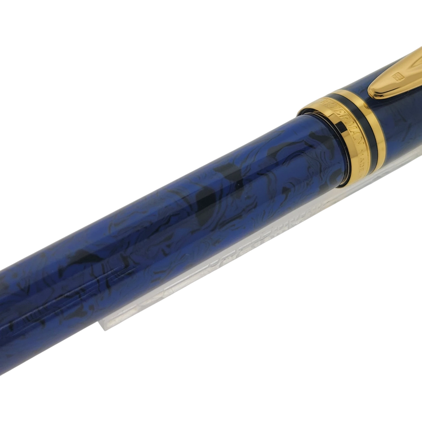 Waterman Le Man 200 fountain pen with blue marble barrel and gold trim