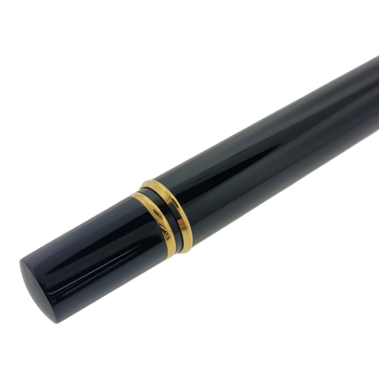 Waterman Le Man 100 fountain pen, black lacquer with gold trim and 18K gold fine point nib