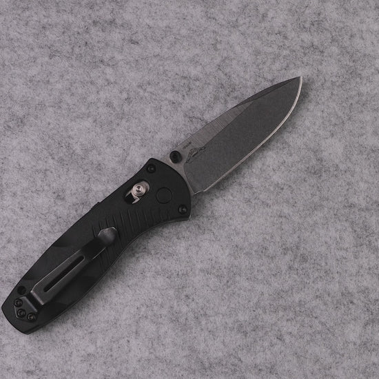 Video showcasing detail of Benchmade Mini-Barrage® Black Valox®, spring assisted folding knife.