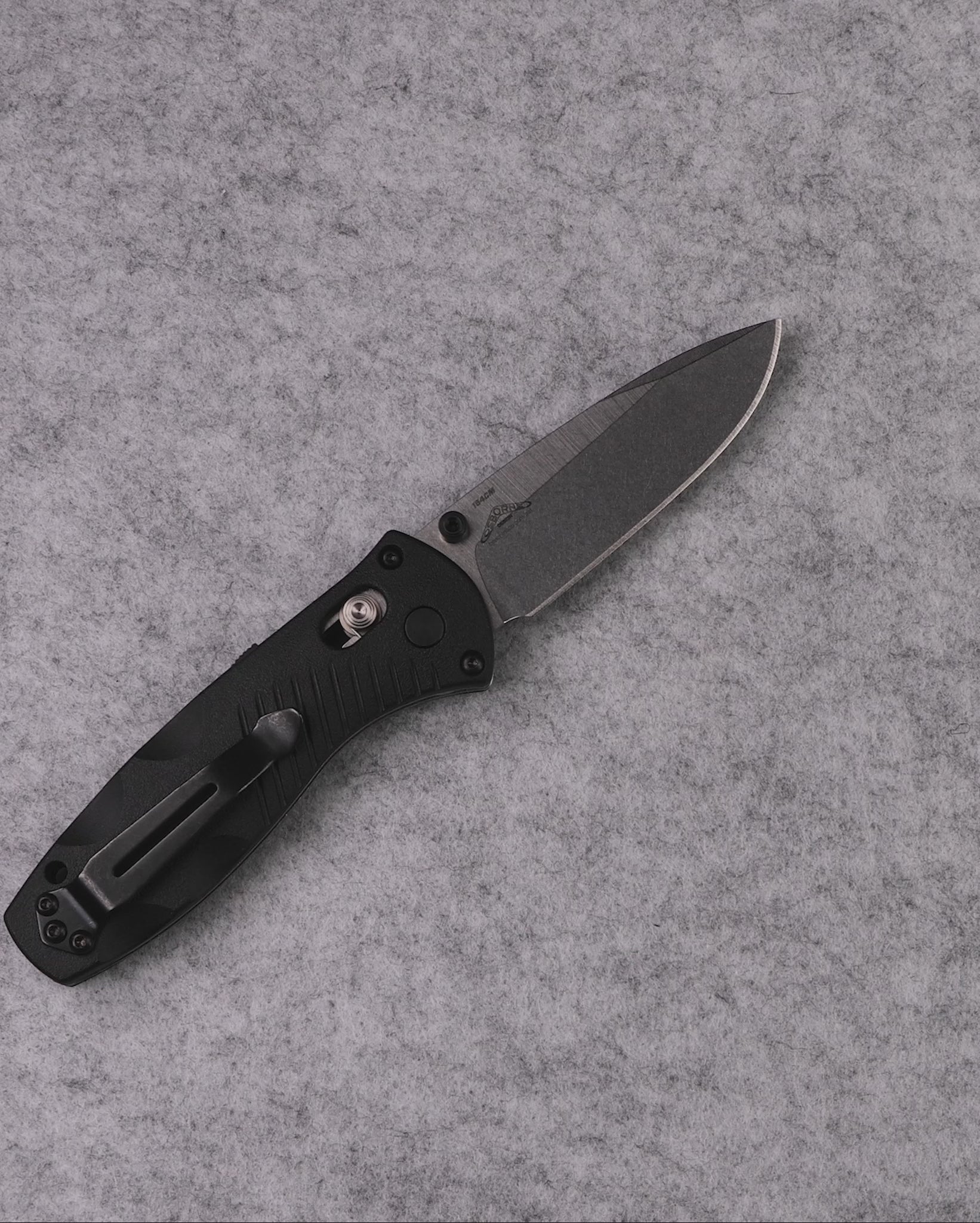 Video showcasing detail of Benchmade Mini-Barrage® Black Valox®, spring assisted folding knife.